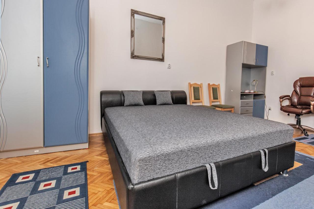 Arany Csillag Apartman Eger Bagian luar foto